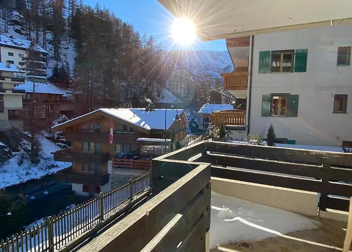 Apartmán L'attila - Big And Cozy Flat In The Center 7 Beds